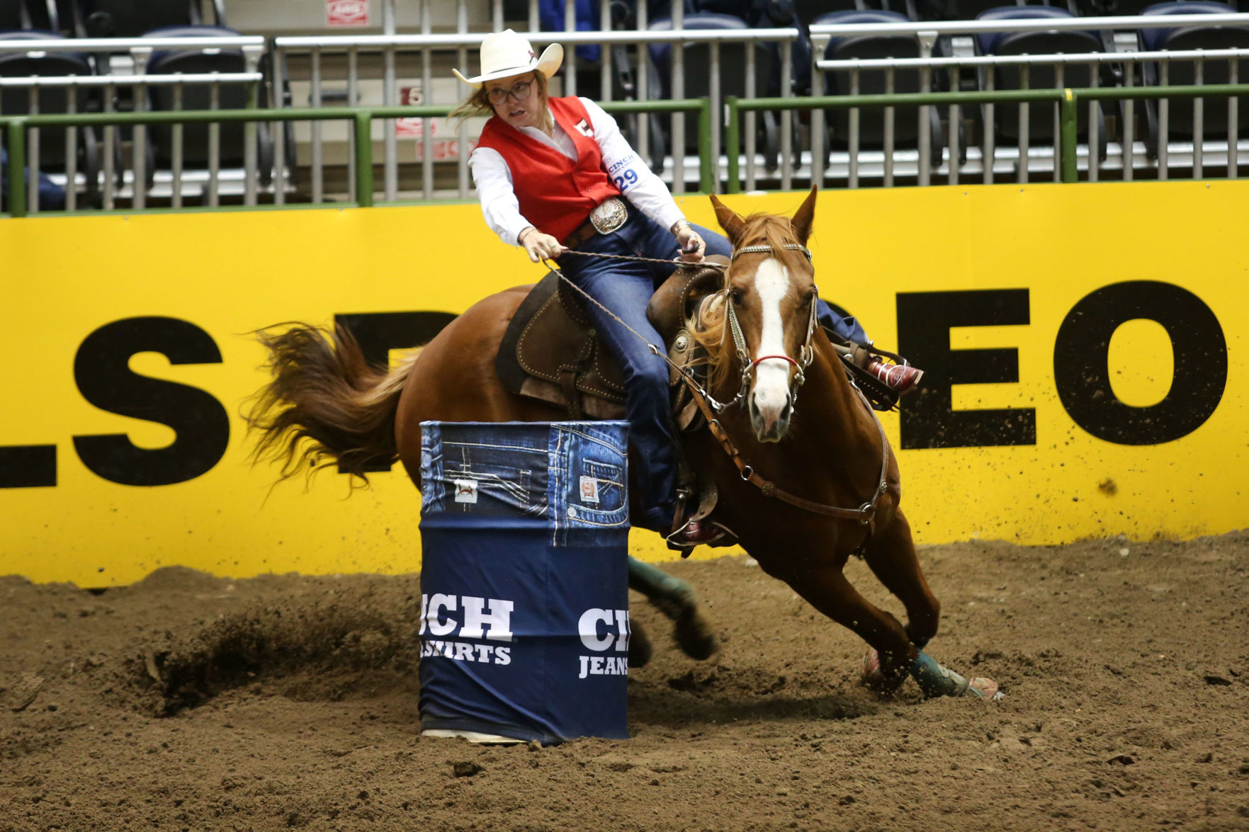 CNFR: Barrel racing